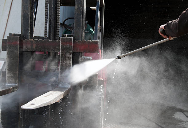 Best Restaurant Pressure Washing  in Alpena, MI